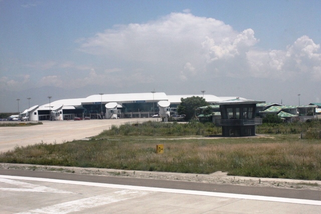 スリナガル空港のターミナル