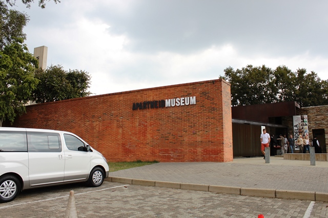 アパルトヘイト博物館