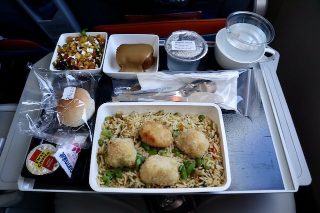 シンガポール航空プレエコ機内食