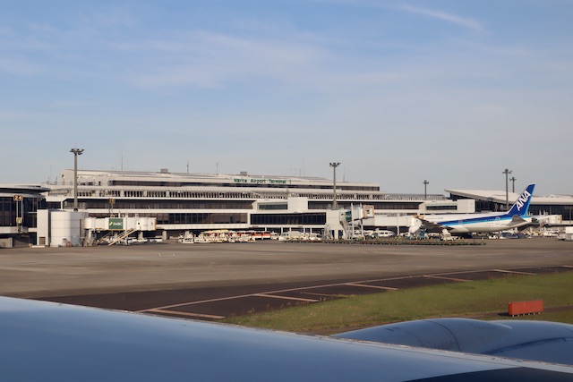 夕方の成田空港