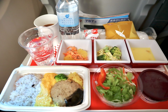 JALのエコノミー機内食