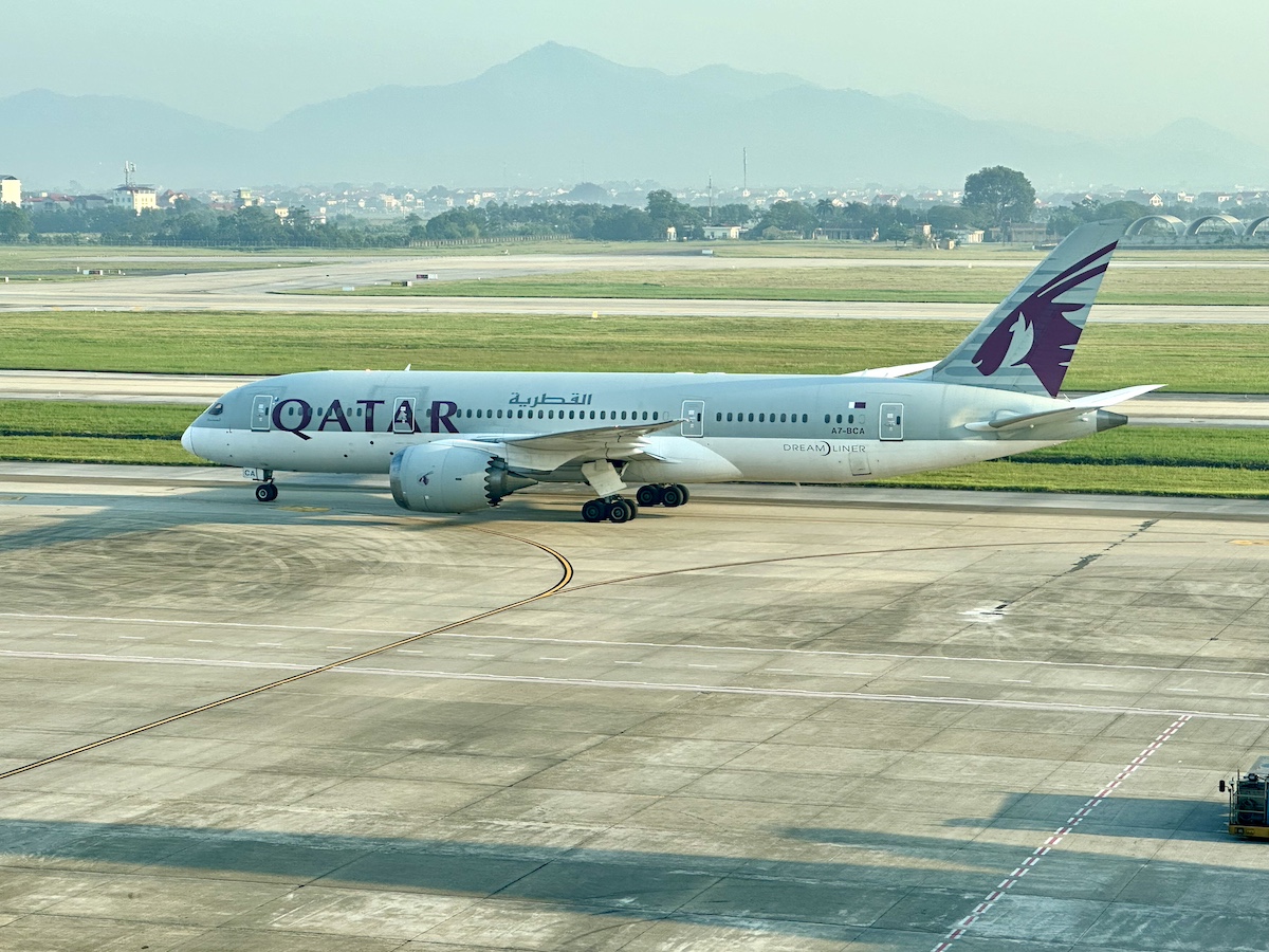 カタール航空787機