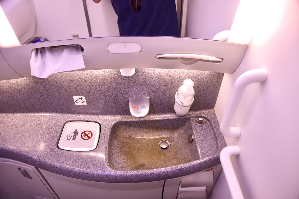 IMG 8570 ジェットスター航空トイレ