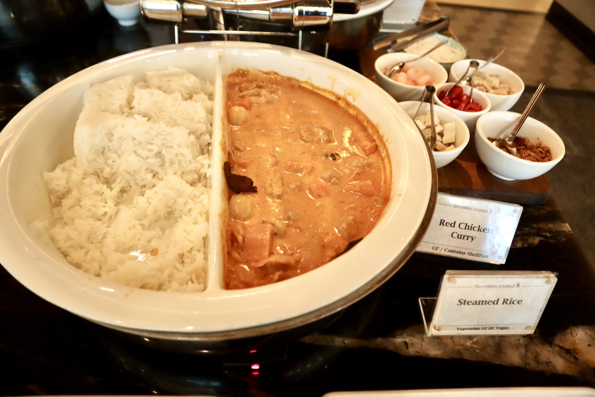 IMG 8593 レッドチキンカレーとライス