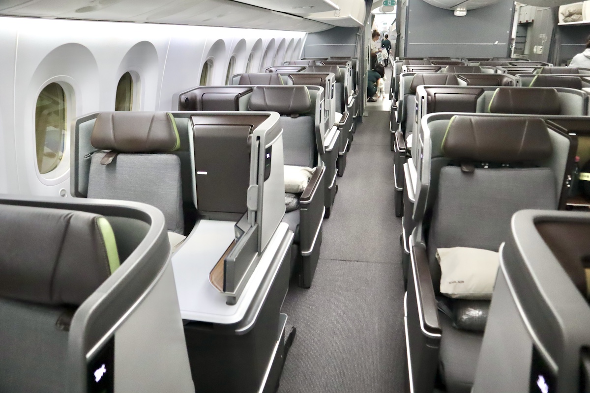IMG 8687 エバー航空787-10ビジネスクラス