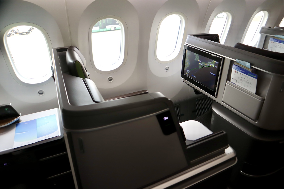 IMG 8844 エバー航空787ビジネスクラス座席