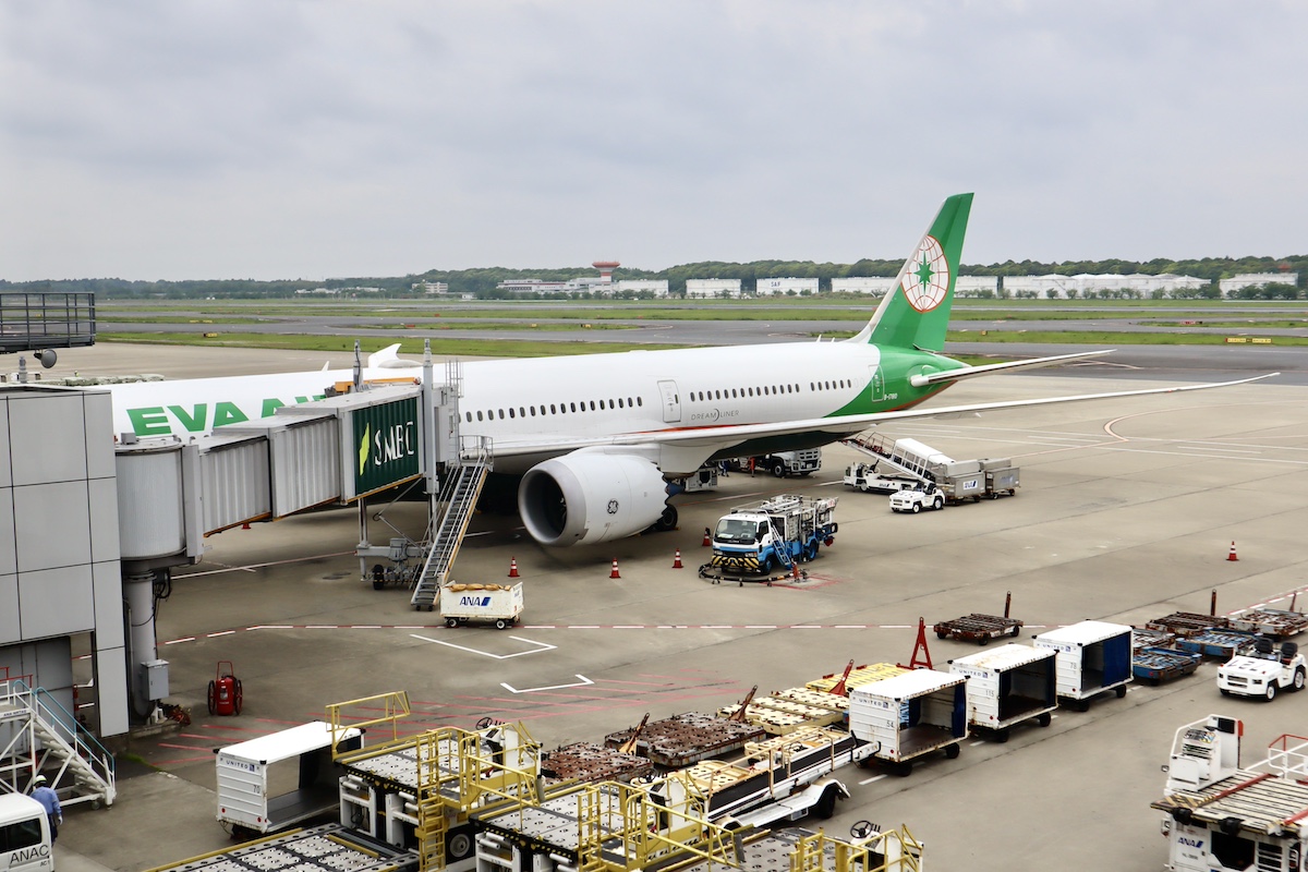 IMG 8888 エバー航空787-10機