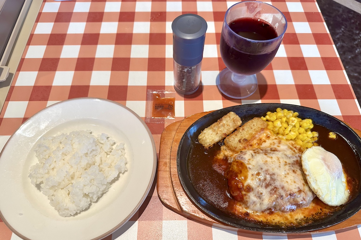 イタリアンハンバーグを赤ワインでペアリング
