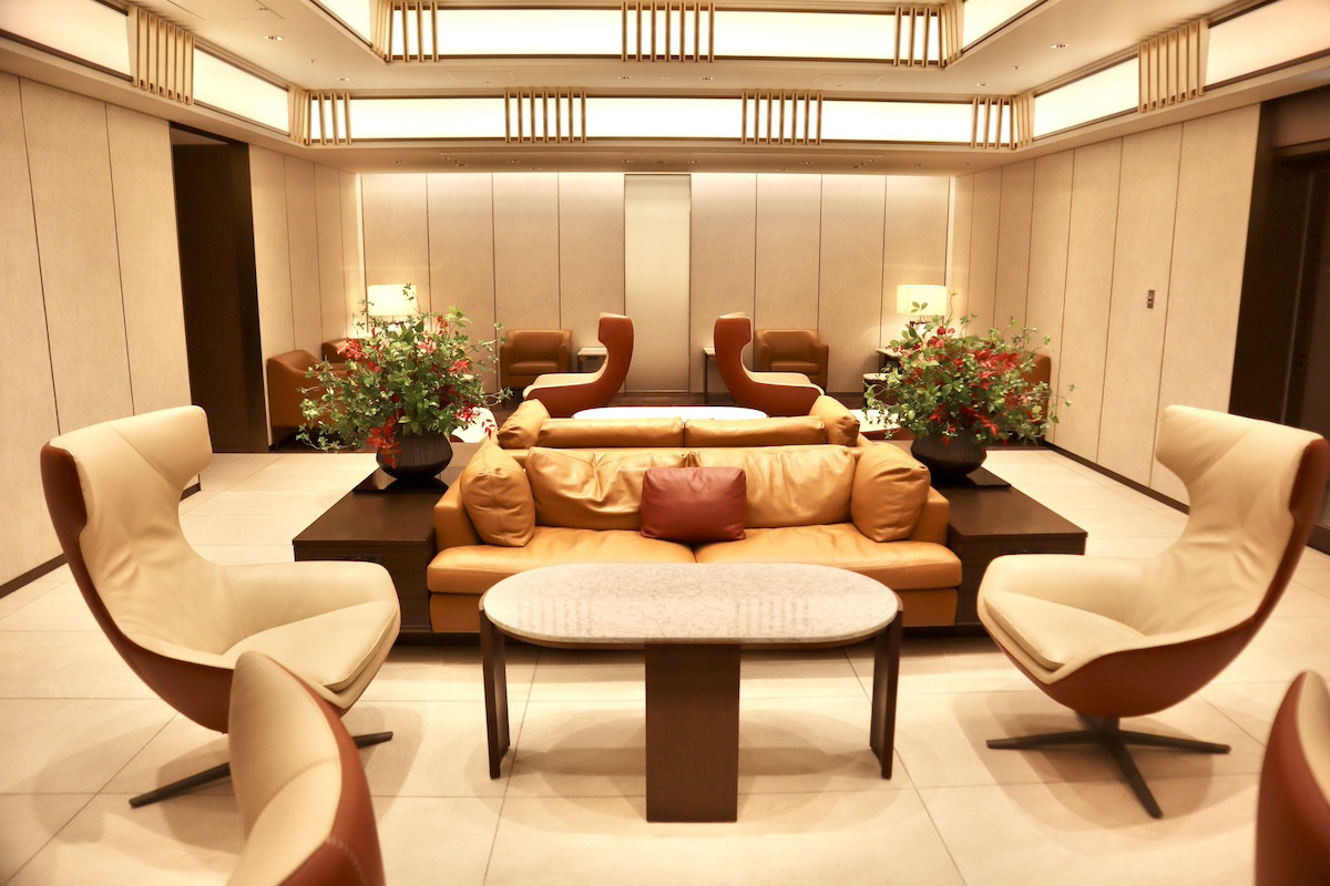 IMG 8892 「JAL First Class Entrance」内観
