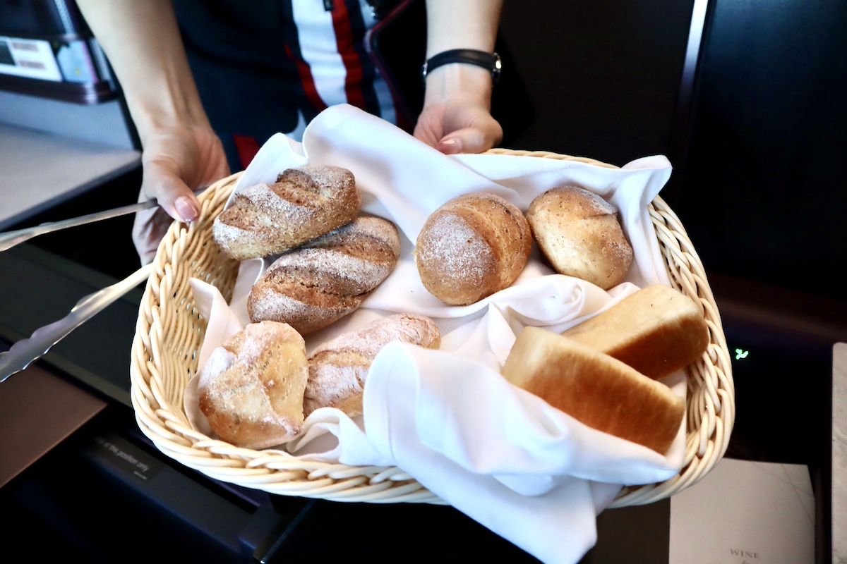 IMG 9111 JALファーストクラス洋食ブレッドバスケット