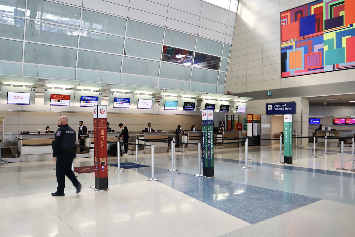 IMG 9165 JALチェックインカウンター