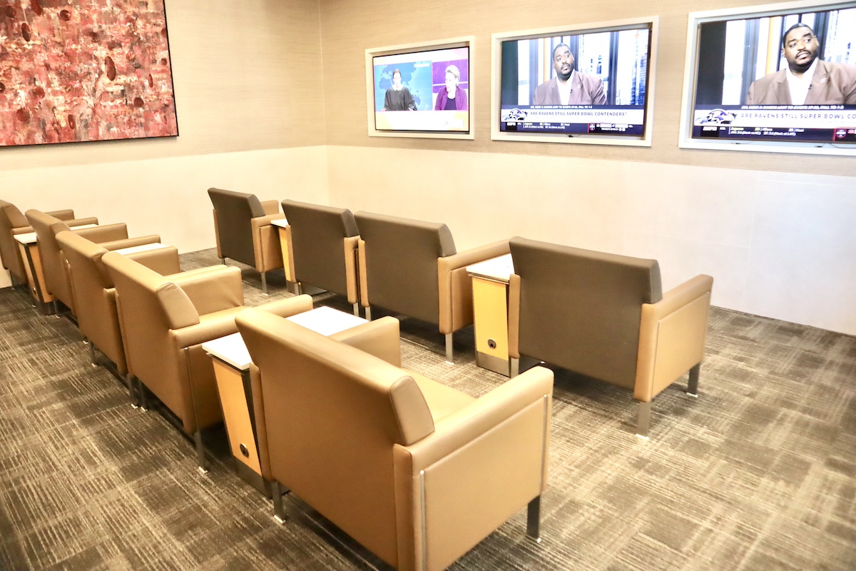 IMG 9178 フラッグシップラウンジテレビルーム