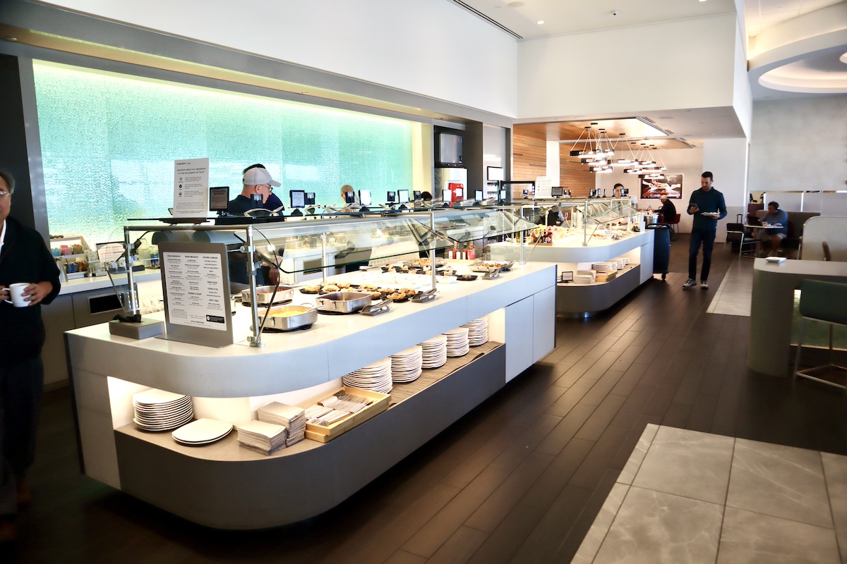 IMG 9182 ビュッフェカウンター