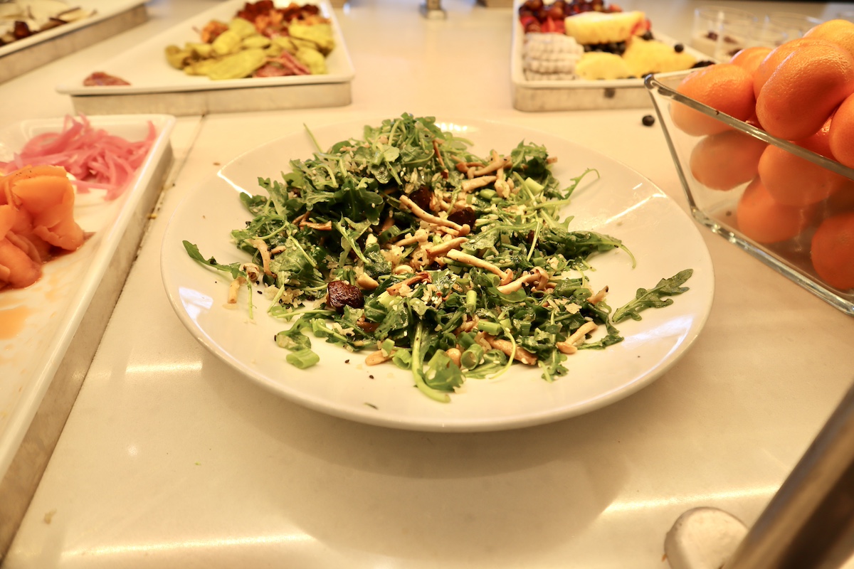 IMG 9194 ルッコラとマッシュルームのサラダふりかけドレッシング添え