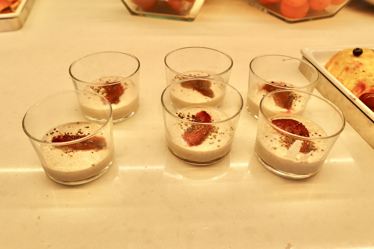 IMG 9210 スモモとバニラのシナモンオーツ