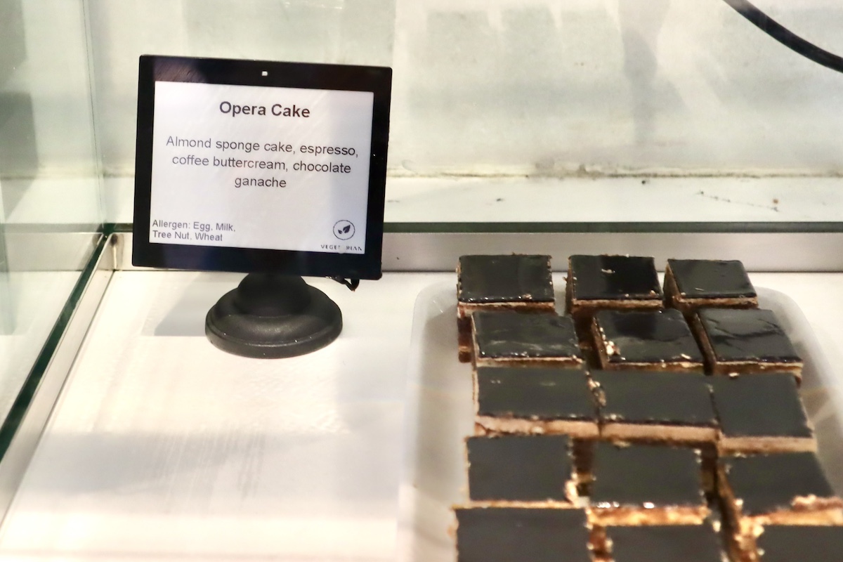 IMG 9229 オペラケーキの説明書き