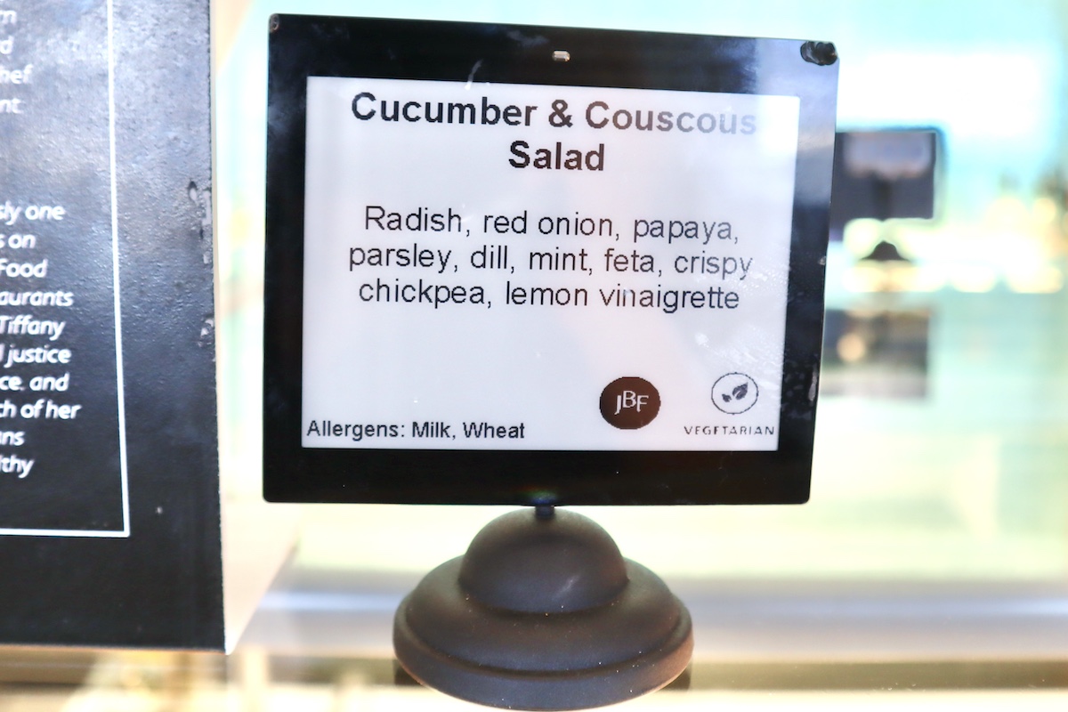 IMG 9262 きゅうりとクスクスのサラダの原材料