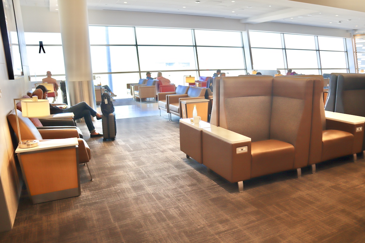 IMG 9288 フラッグシップラウンジ内観