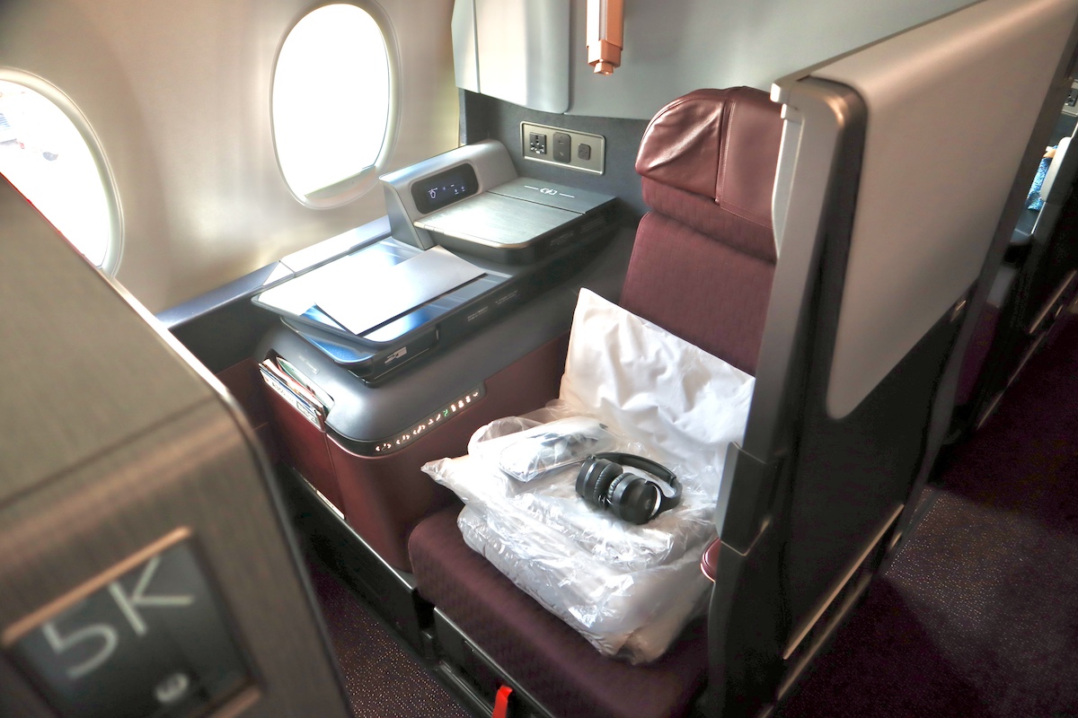 IMG 9299 通路に近い窓際座席5K