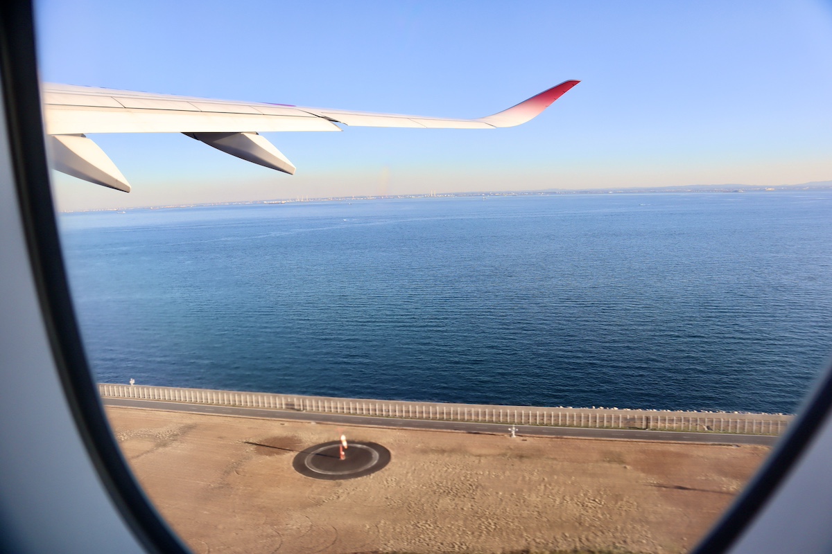 離陸直後の景色